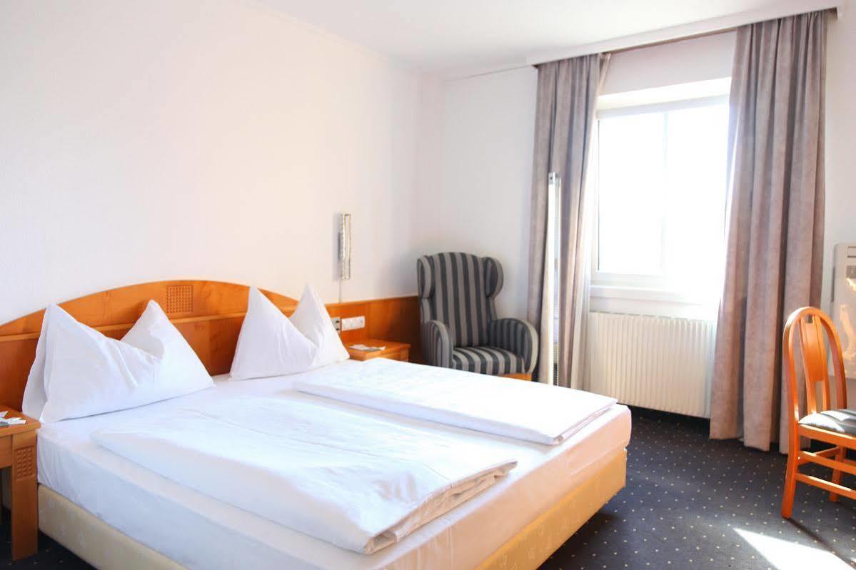 Dion Hotel Villach Ngoại thất bức ảnh